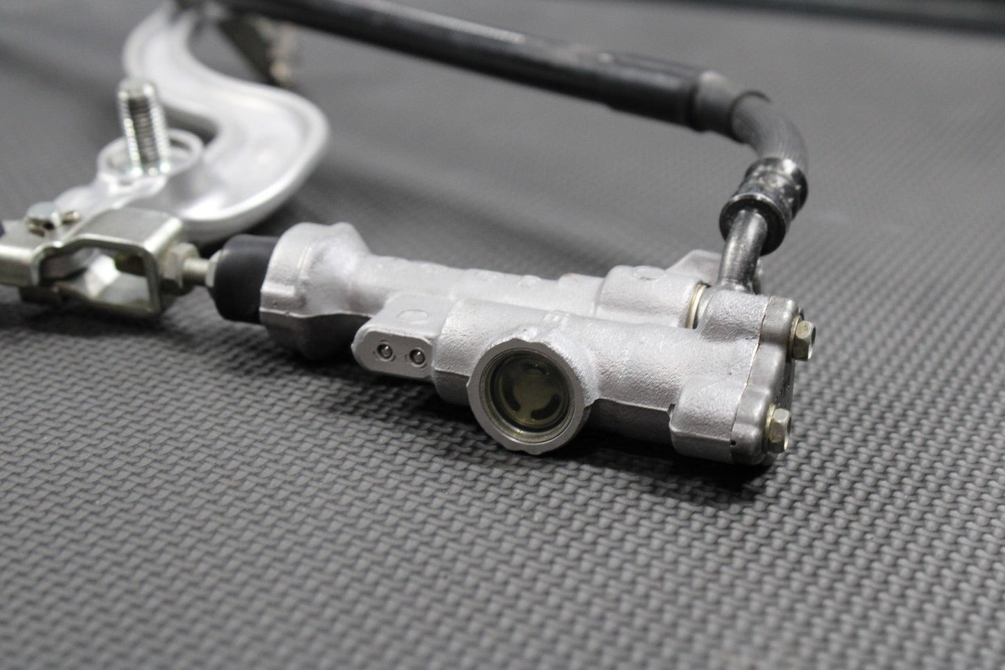2019 HONDA CRF450RX OEM REAR BACK BRAKE CALIPER MASTER CYLINDER LEVER ASSEMBLY - hggarage