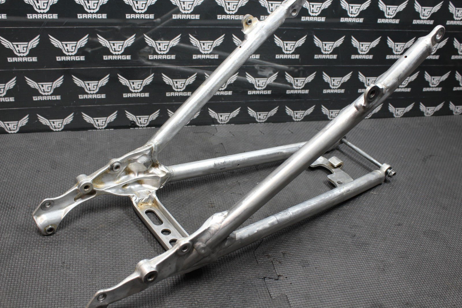 2006 HONDA CRF250R 04 - 06 OEM REAR BACK SUB FRAME SUBFRAME 50200 - KRN - 850 - hggarage