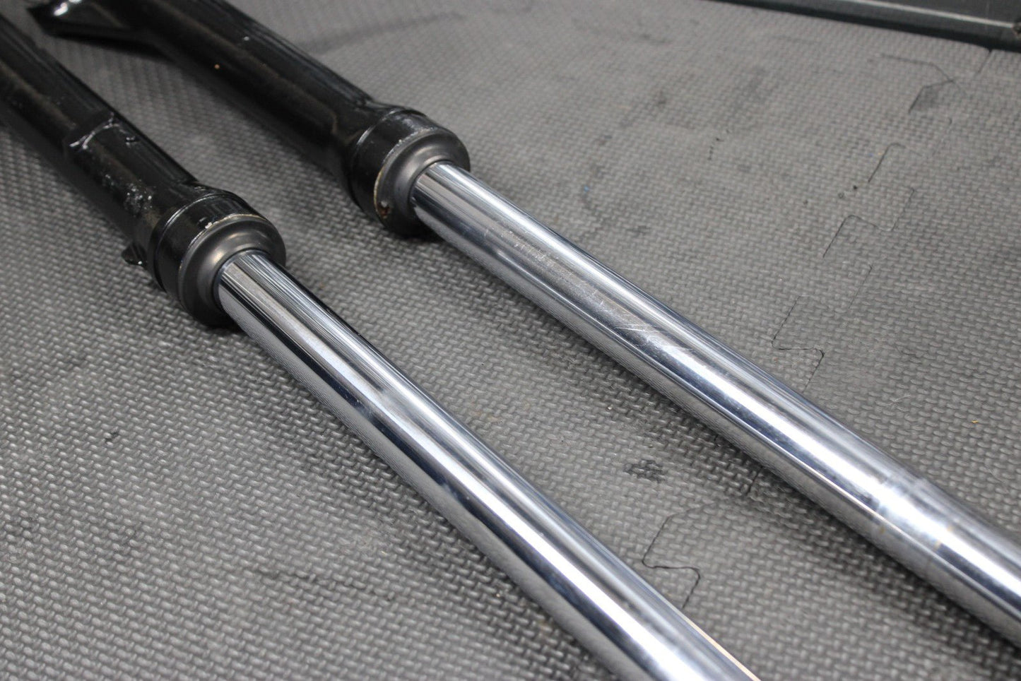 1997 YAMAHA RT100 OEM RIGHT LEFT FRONT SUSPENSION FORKS SHOCKS - hggarage