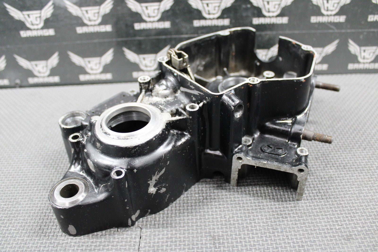 1988 HONDA CR125R OEM LEFT ENGINE MOTOR CRANKCASE CRANK CASE 112A0 - KS6 - 830 GOOD! - hggarage