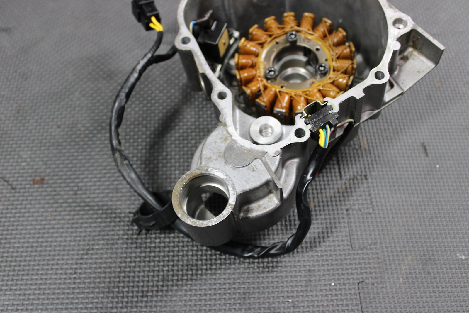 2009 HONDA CRF230L CRF230M OEM STATOR MAGNETO GENERATOR ALTERNATOR - hggarage