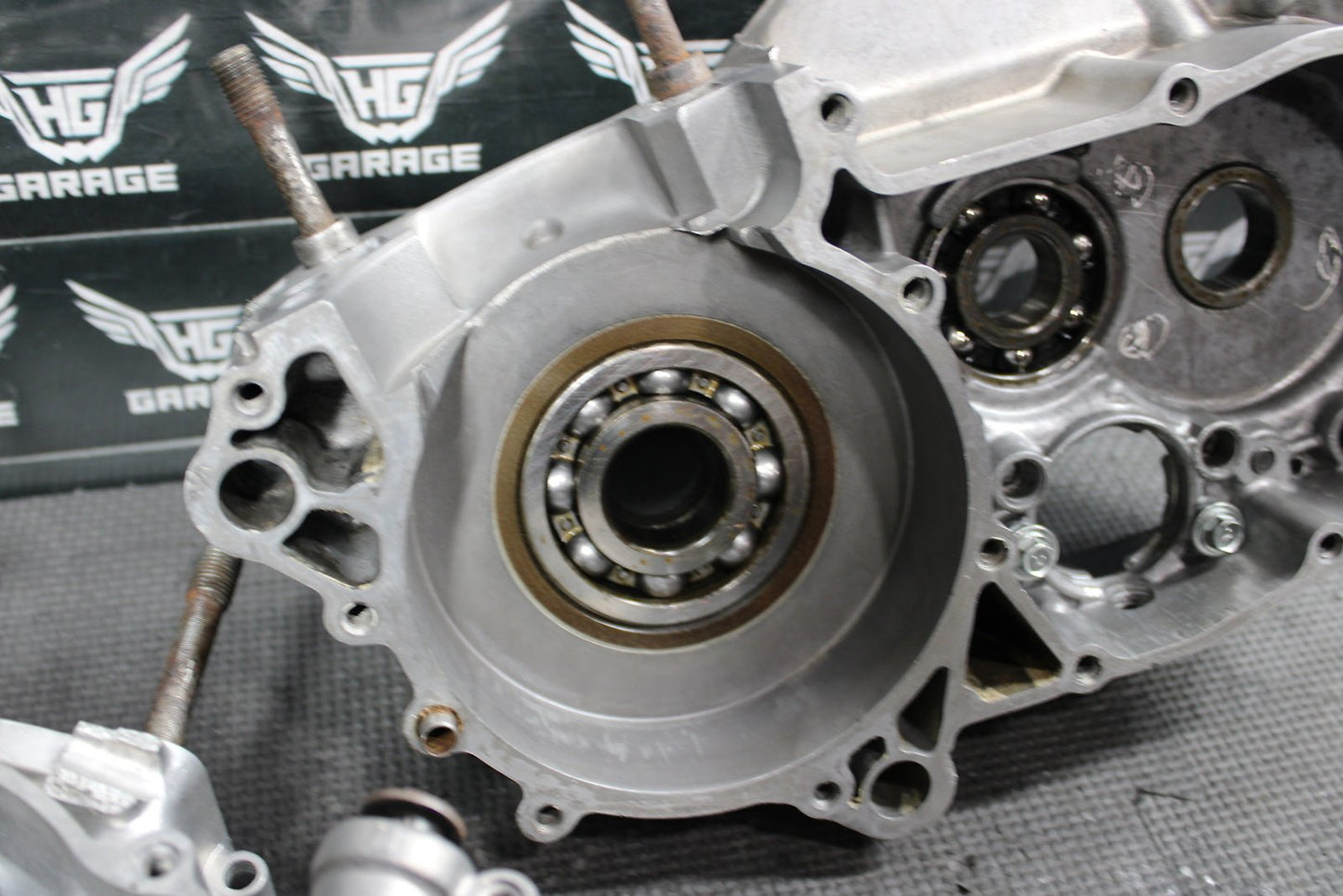 1991 Kawasaki KDX250 OEM L/R Engine Motor Crankcase Crank Cases Block Damaged - hggarage