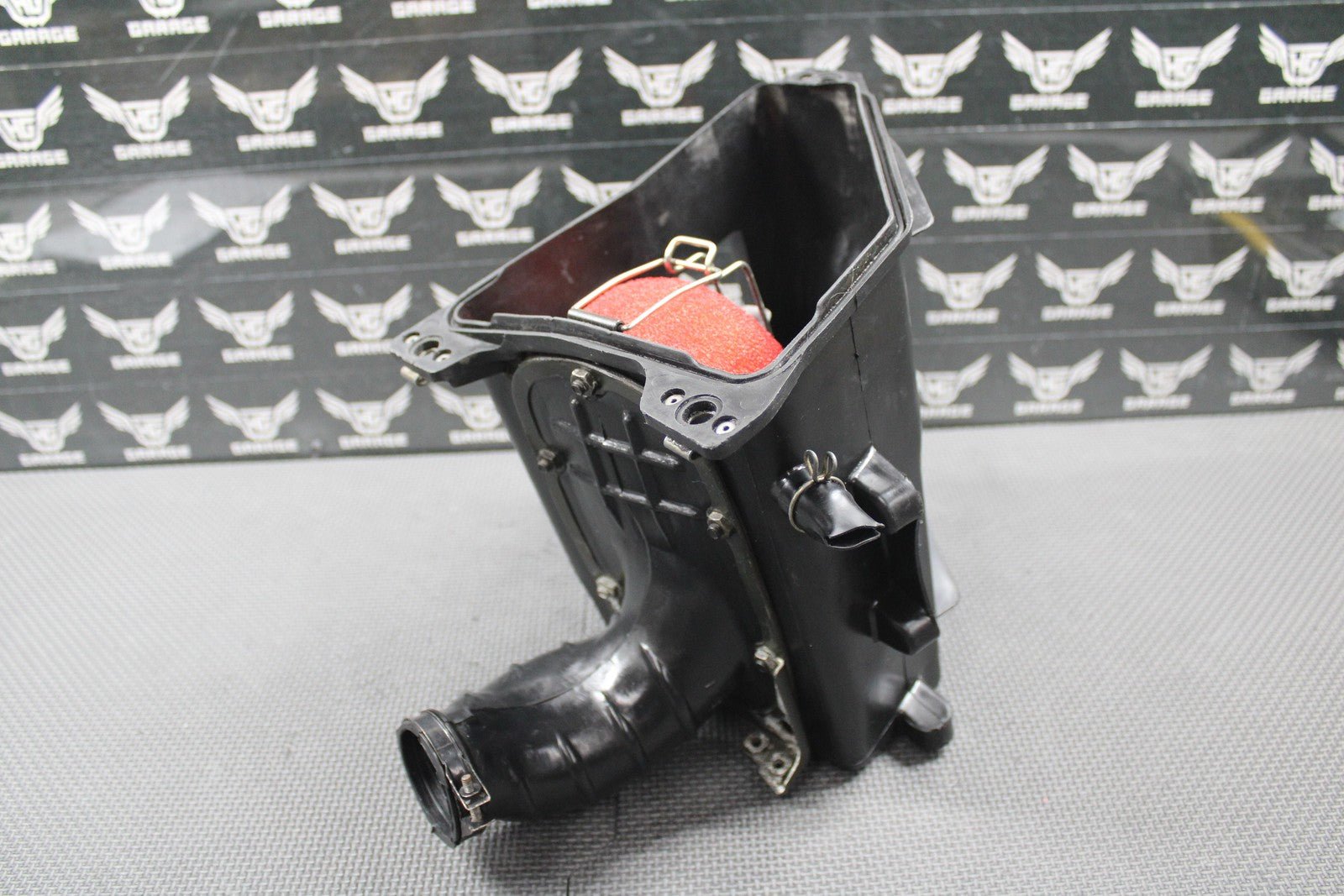 1991 90 - 95 HONDA XR250R OEM AIRBOX AIR CLEANER BOX INTAKE BOOT 17222 - KT1 - 670 - hggarage