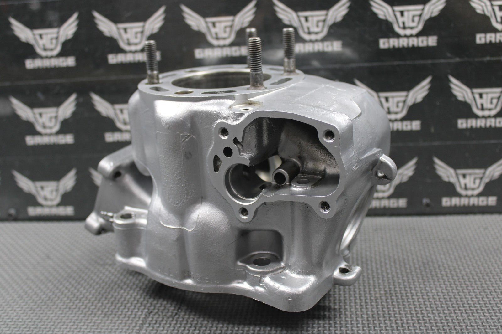 1995 HONDA CR250R OEM KZ3 M CYLINDER BORE JUG TOP END 12100 - KZ3 - 880 NEEDS REPAIR - hggarage