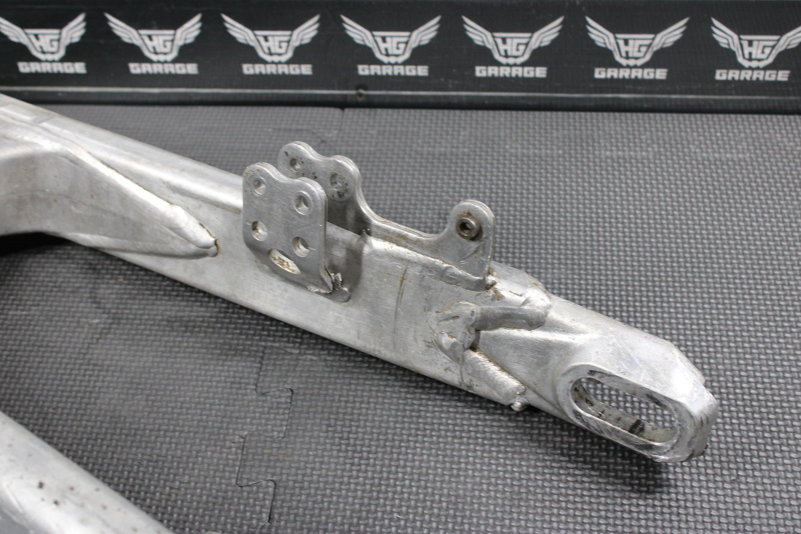 2000 KTM 125 200 250 300 380 OEM SWINGARM SWING ARM SUSPENSION 50304030244 - hggarage