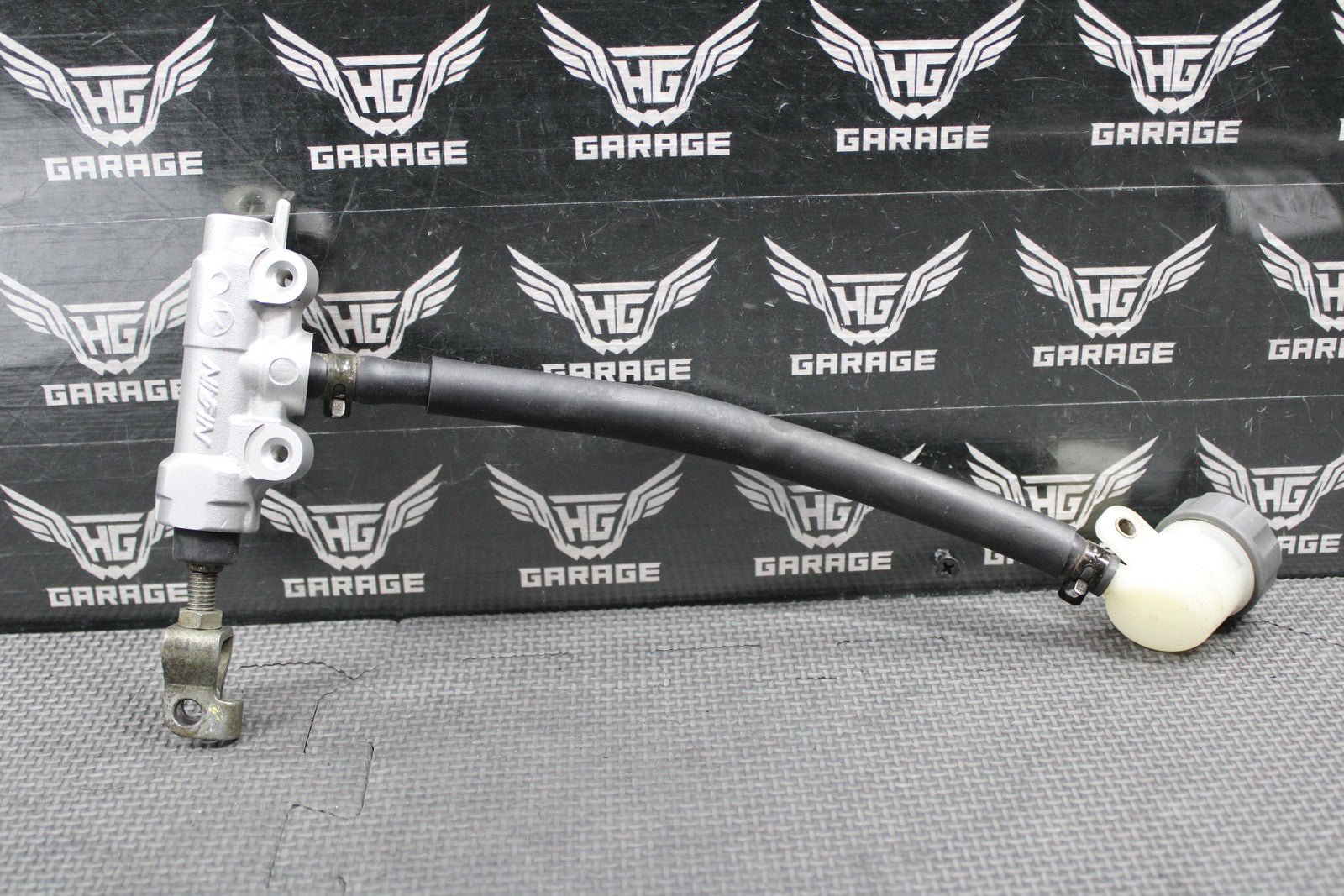 1997 HONDA 97 - 01 CR250R OEM REAR BACK BRAKE MASTER CYLINDER 43510 - KZ3 - B01 NICE! - hggarage