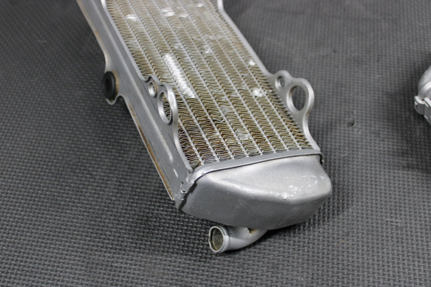 2006 KTM 85SX OEM ENGINE MOTOR COOLING COOLER RADIATOR 47035007100 - hggarage