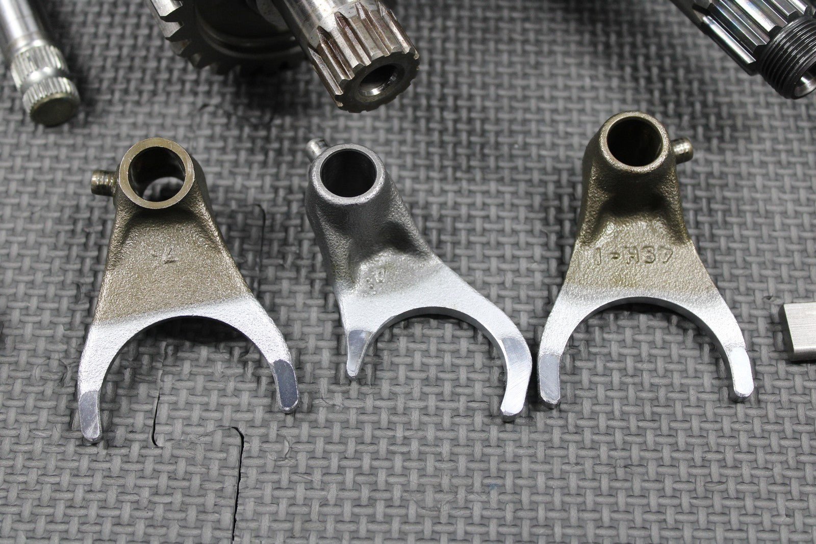 2020 SUZUKI 19 - 25 RMZ250 OEM TRANSMISSION TRANNY GEARBOX GEARS SHIFT FORKS MINT! - hggarage