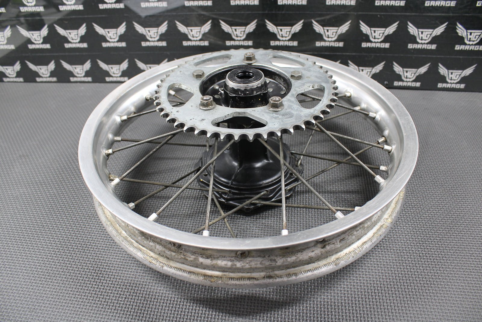 1984 1985 KAWASAKI KX80 OEM REAR BACK WHEEL RIM HUB 14 X 1.60 41034 - 1169 - hggarage