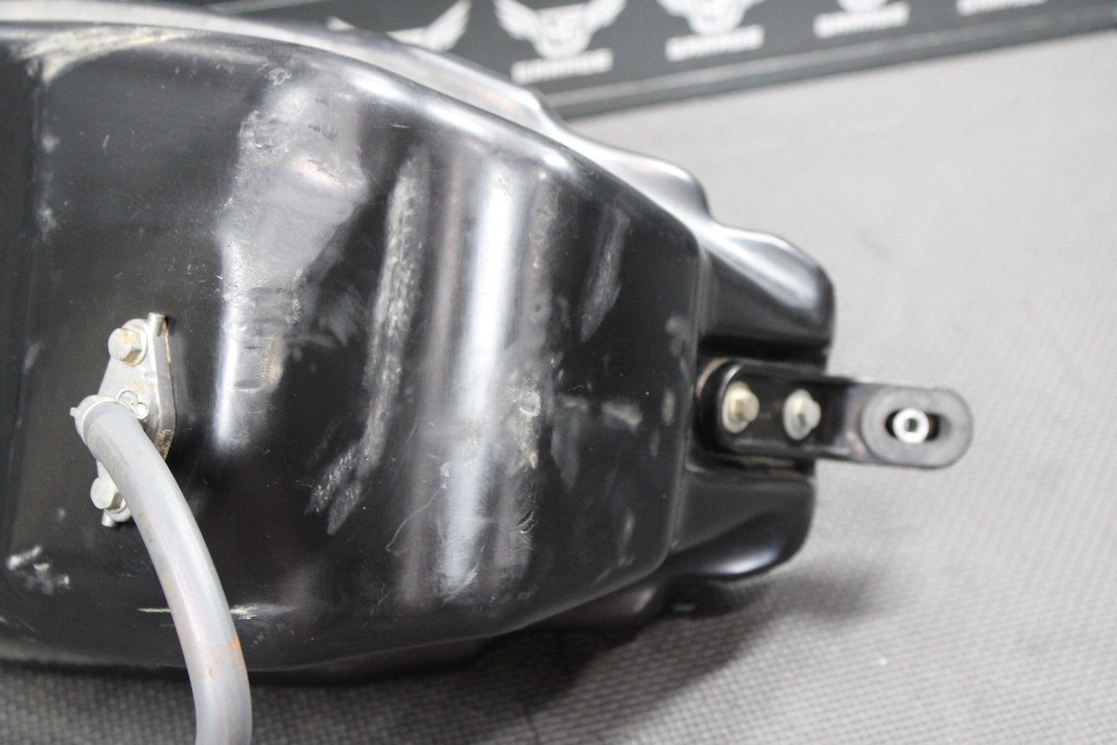 2003 Honda CRF450R OEM Gas Fuel Tank Cell Petrol Reservoir 17510 - Meb - 670 - hggarage