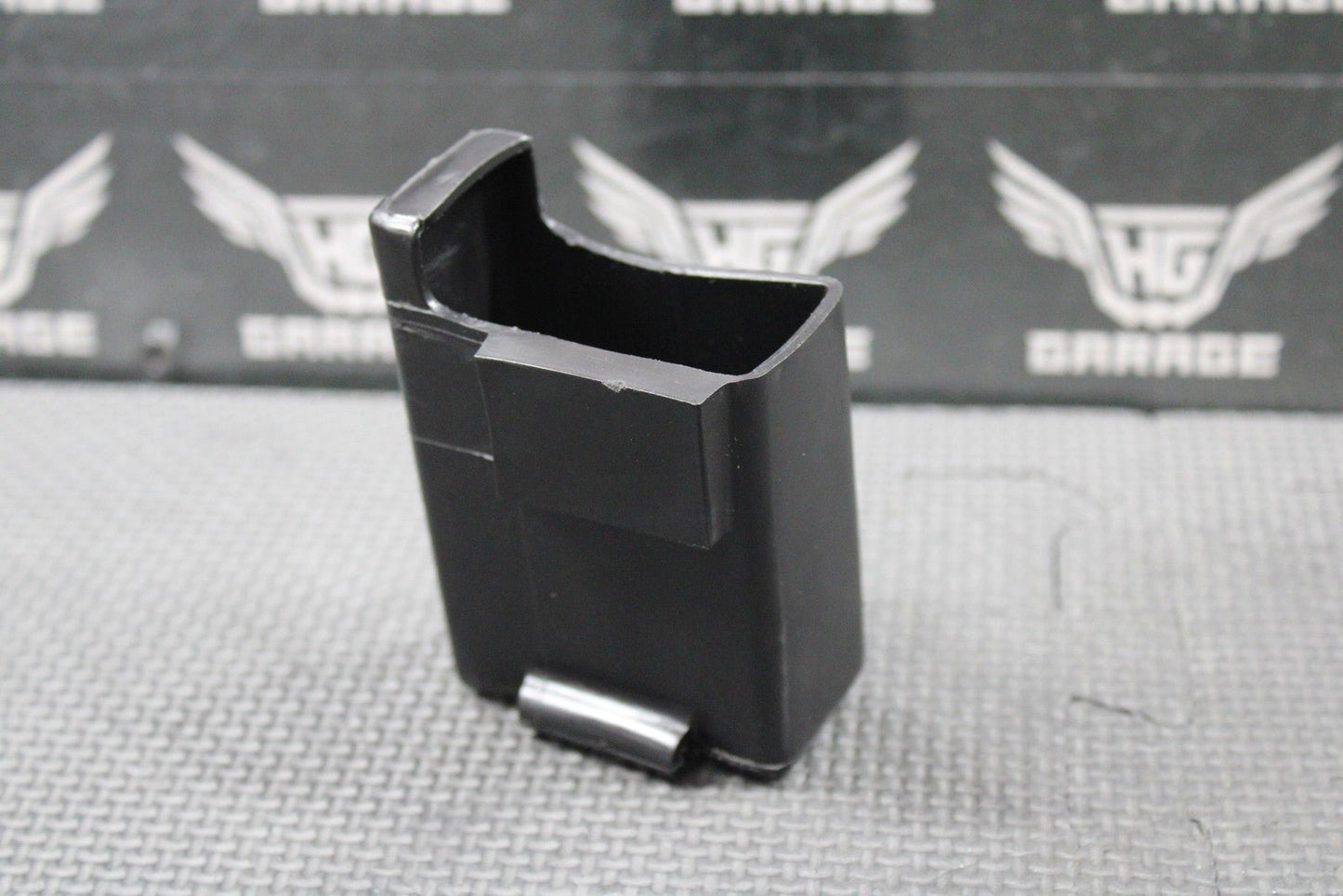 2001 HONDA 89 - 01 CR500R OEM CDI RUBBER MOUNT SLEEVE BOOT HOLDER 30401 - KZ3 - 861 - hggarage
