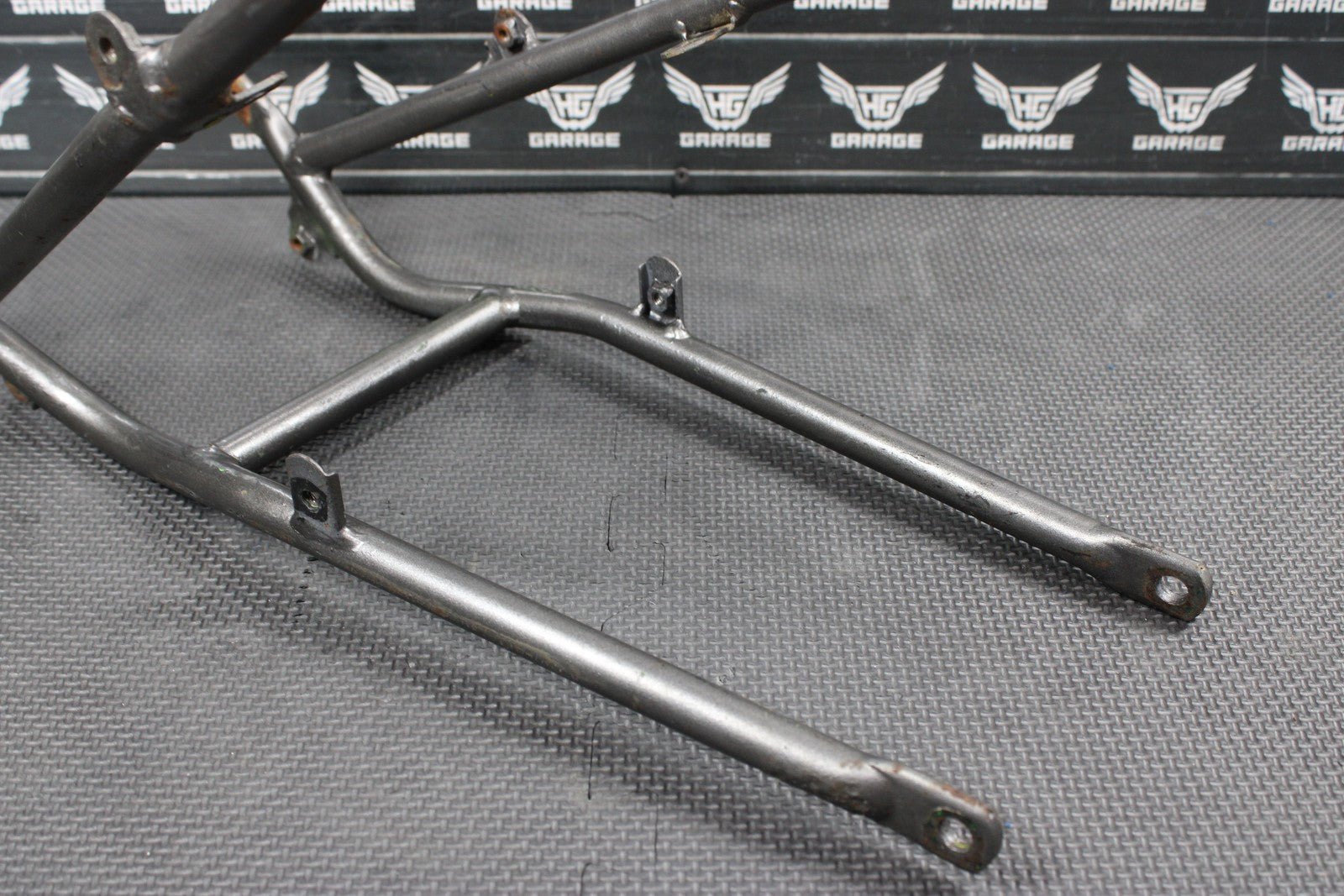 1997 KAWASAKI 95 - 97 KX125 KX250 OEM REAR BACK SUB FRAME SUBFRAME 32160 - 1397 - CC - hggarage