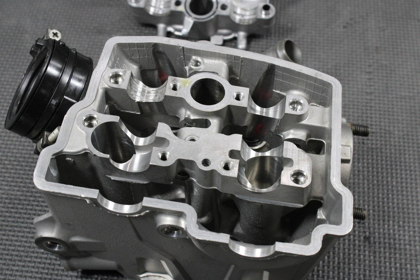 HONDA CRF250R OEM ENGINE MOTOR CYLINDER HEAD 12010 - K95 - AA0 REPAIR! - hggarage