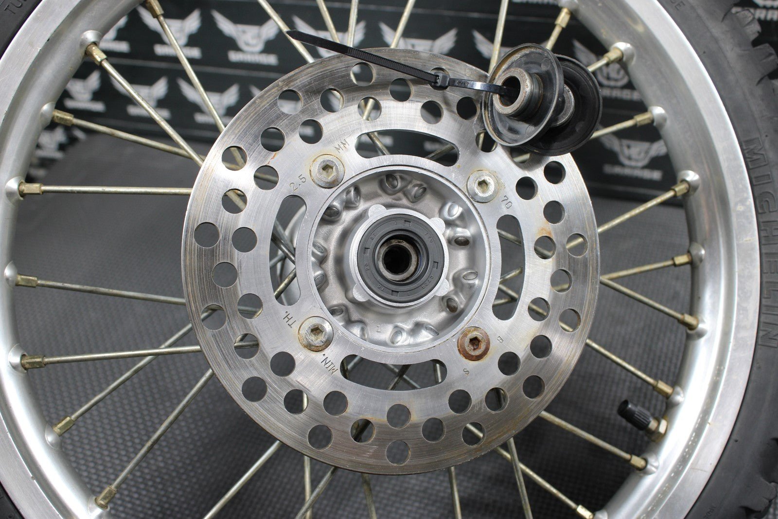 2003 KAWASAKI 00 - 09 KX65 OEM FRONT WHEEL RIM HUB TIRE 41090 - 1124 - hggarage