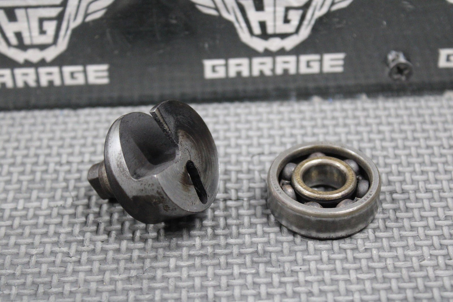 1999 99 - 00 SUZUKI RM250 OEM MODEL X Y POWER VALVE EXHAUST SIDE LH 11256 - 37E31 - hggarage