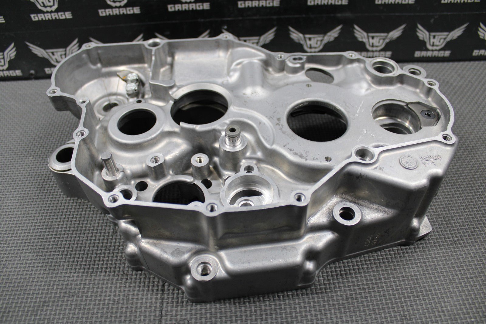 2009 YAMAHA 06 - 09 YZ450F OEM RIGHT SIDE ENGINE MOTOR CRANKCASE CRANK CASE GOOD! - hggarage