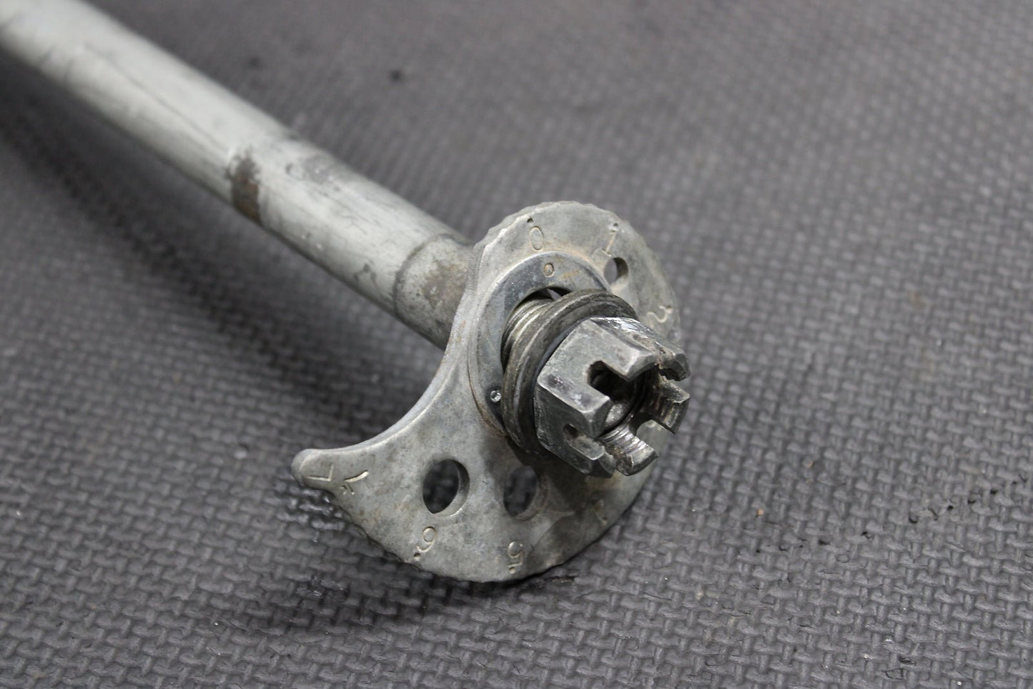 2004 SUZUKI DRZ250 01 - 07 DRZ250 OEM REAR AXLE SWINGARM PIVOT BOLT - hggarage