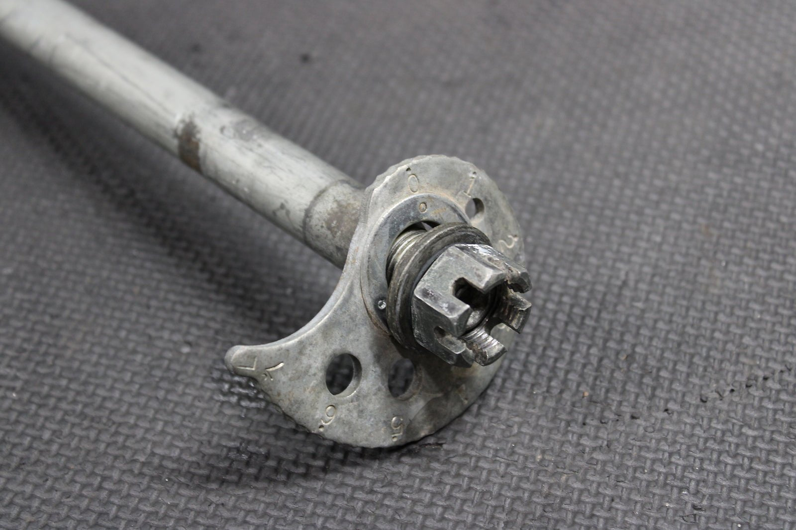 2004 SUZUKI DRZ250 01 - 07 DRZ250 OEM REAR AXLE SWINGARM PIVOT BOLT - hggarage