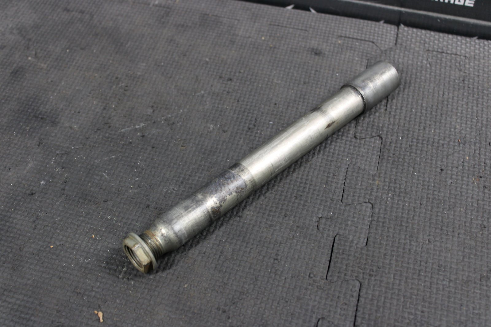 2012 SUZUKI RMZ450 OEM FRONT WHEEL RIM AXLE PIVOT BOLT 54711 - 35G00 - hggarage