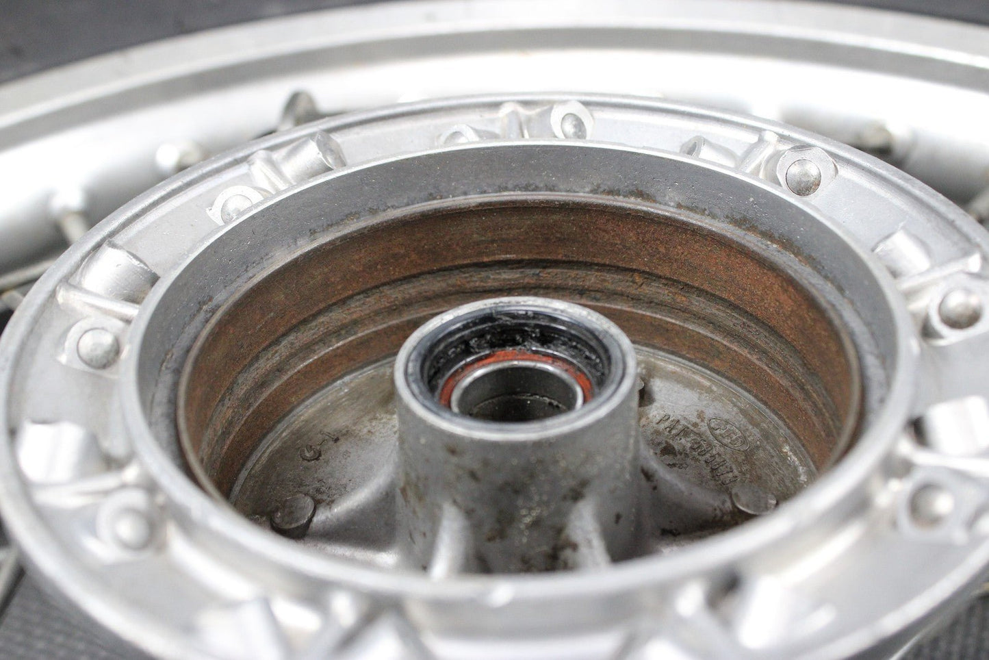 1986 KAWASAKI KDX200 OEM D.I.D 18" REAR BACK WHEEL RIM HUB READ DESC! - hggarage