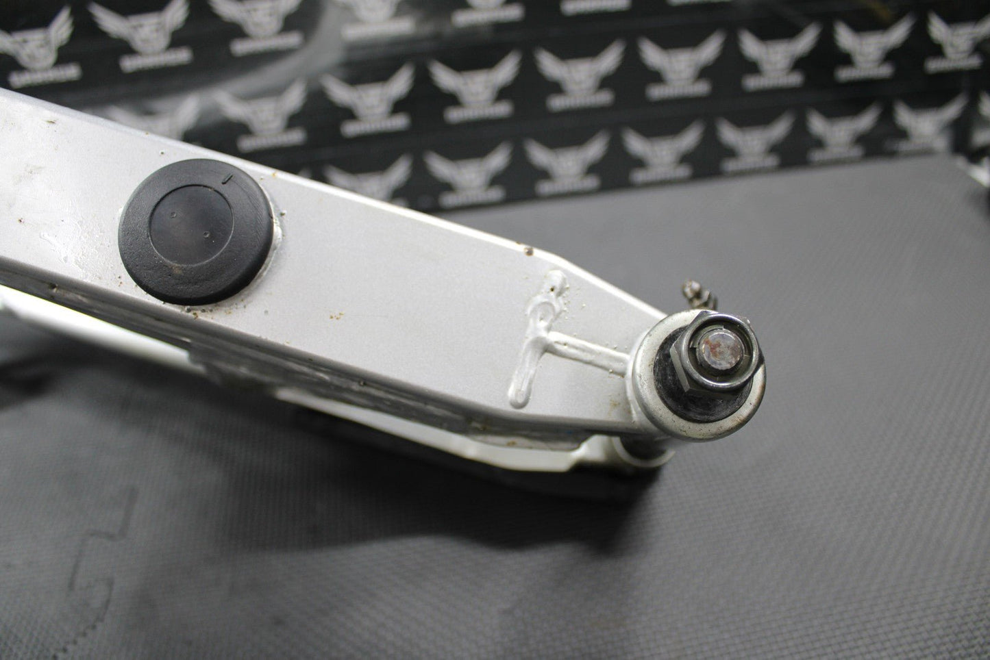 2005 YAMAHA TTR230 05 - 22 OEM SWINGARM SWING ARM REAR SUSPENSION 1C6 - F2110 - 00 - 35 - hggarage