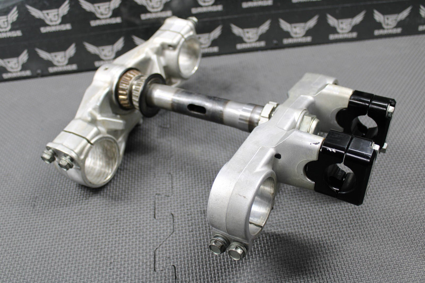2003 KAWASAKI KLX400SR OEM FRONT FORK LOWER UPPER TRIPLE TREE STEM FAT BAR CLAMP - hggarage