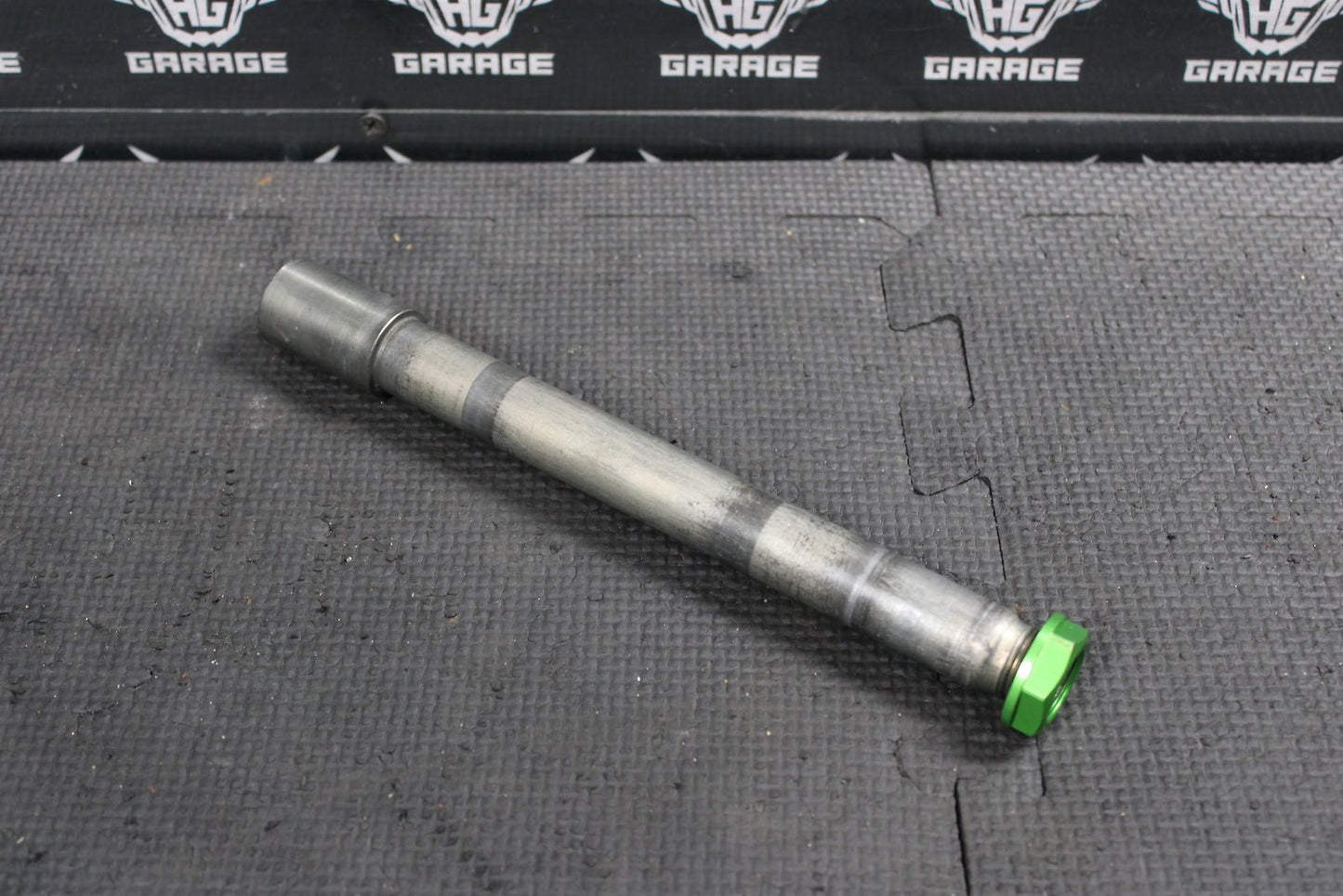 2014 KAWASAKI KX250F OEM FRONT WHEEL RIM AXLE PIVOT BOLT - hggarage