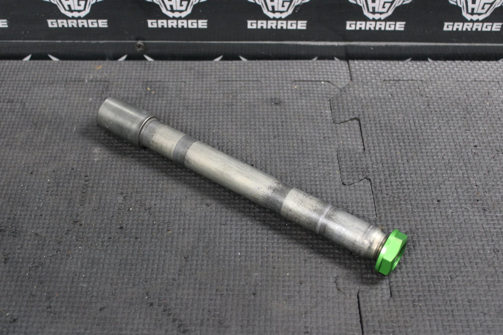 2014 KAWASAKI KX250F OEM FRONT WHEEL RIM AXLE PIVOT BOLT - hggarage