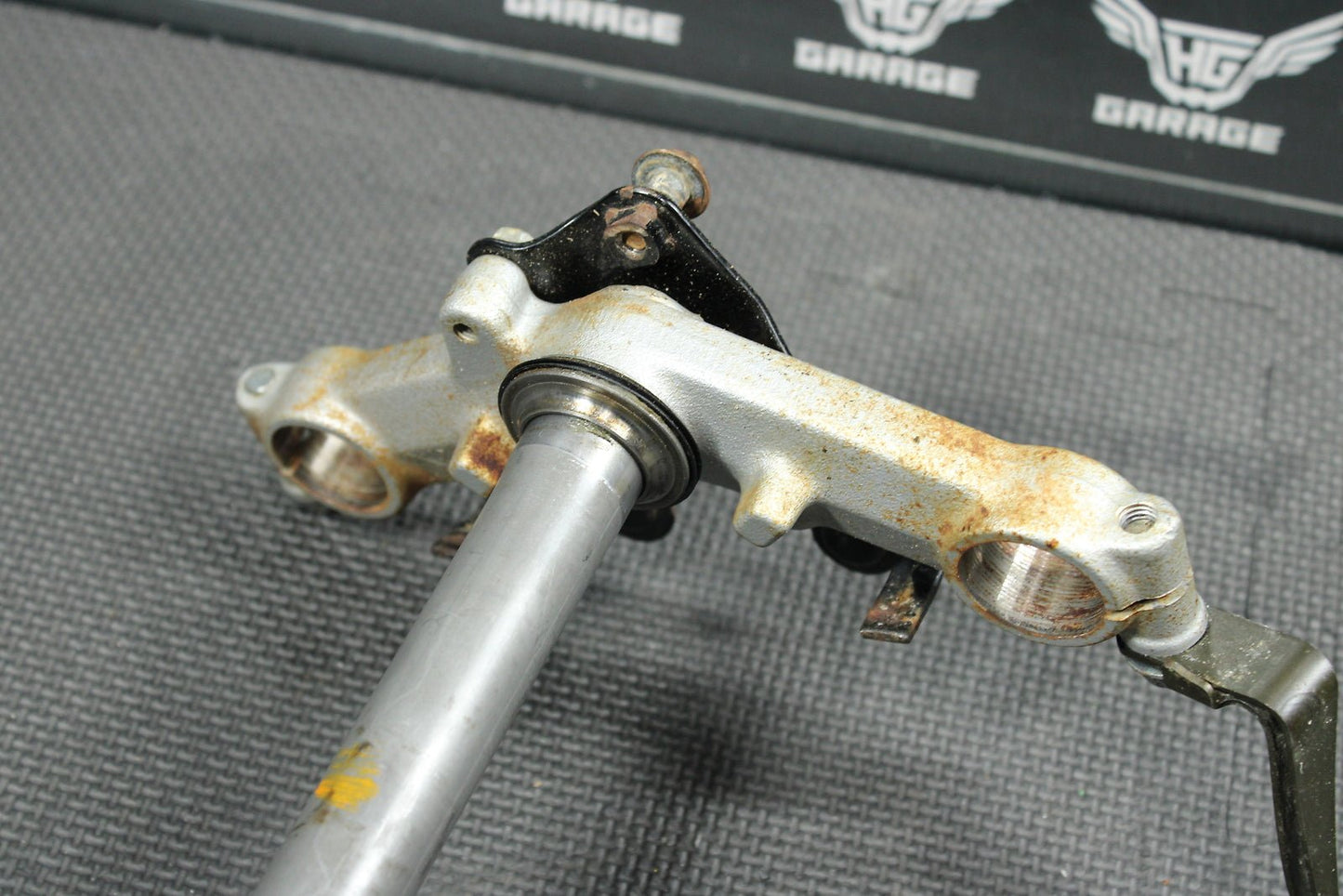 2001 Honda 01 - 03 XR100R XR80R OEM Front Forks Lower Upper Triple Tree Stem Clamp - hggarage