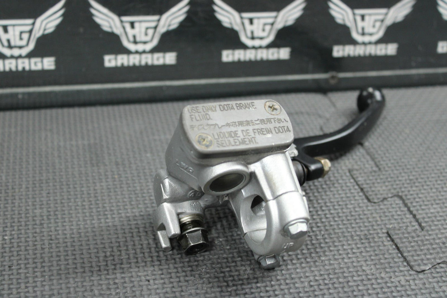 2005 HONDA CR125R OEM NISSIN FRONT BRAKE MASTER CYLINDER W/ LEVER 45510 - MEY - 305 - hggarage