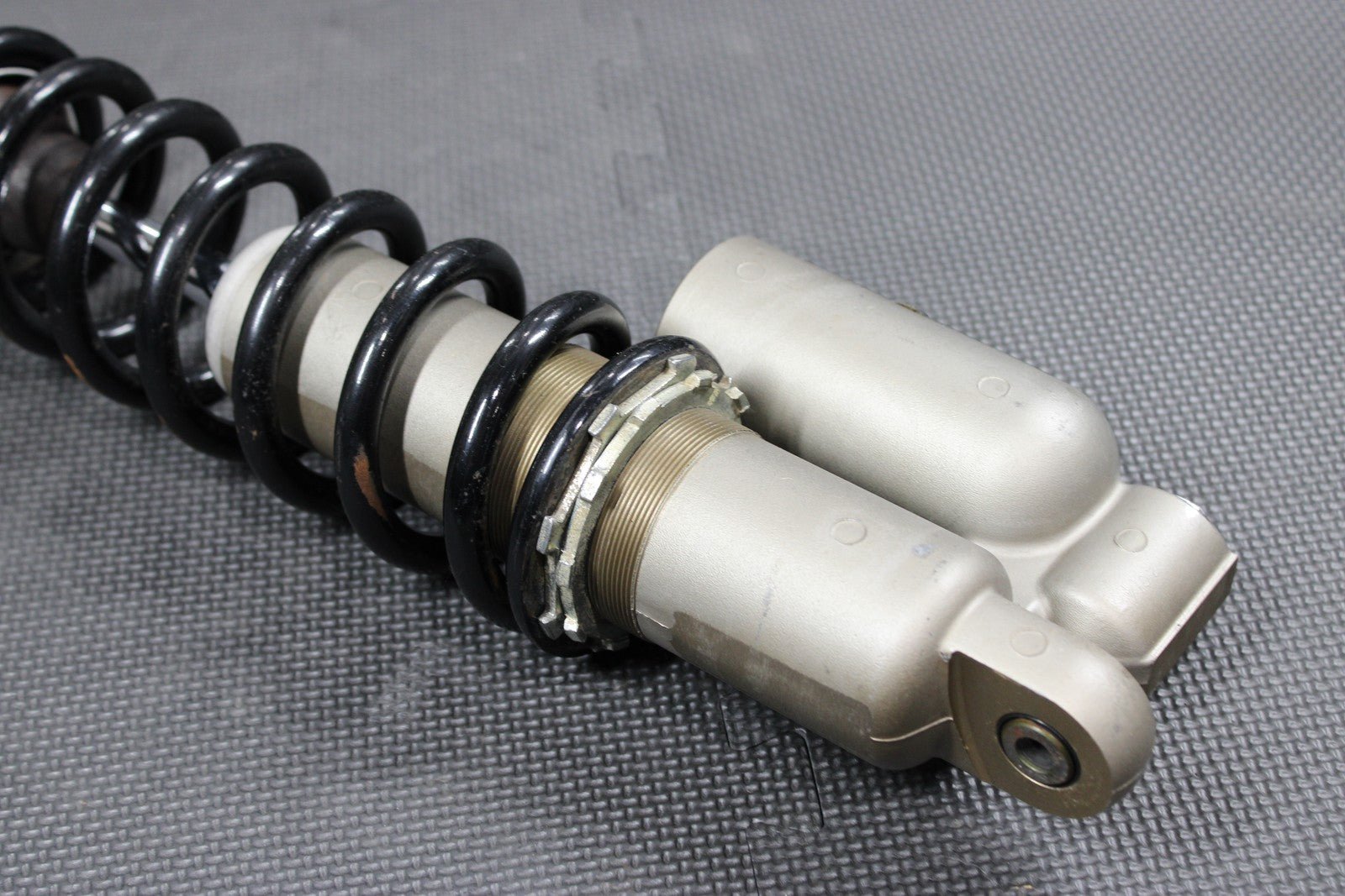 2014 KAWASAKI KX250F OEM REAR BACK SHOCK ABSORBER SUSPENSION 45014 - 0416 - 23P GOOD - hggarage