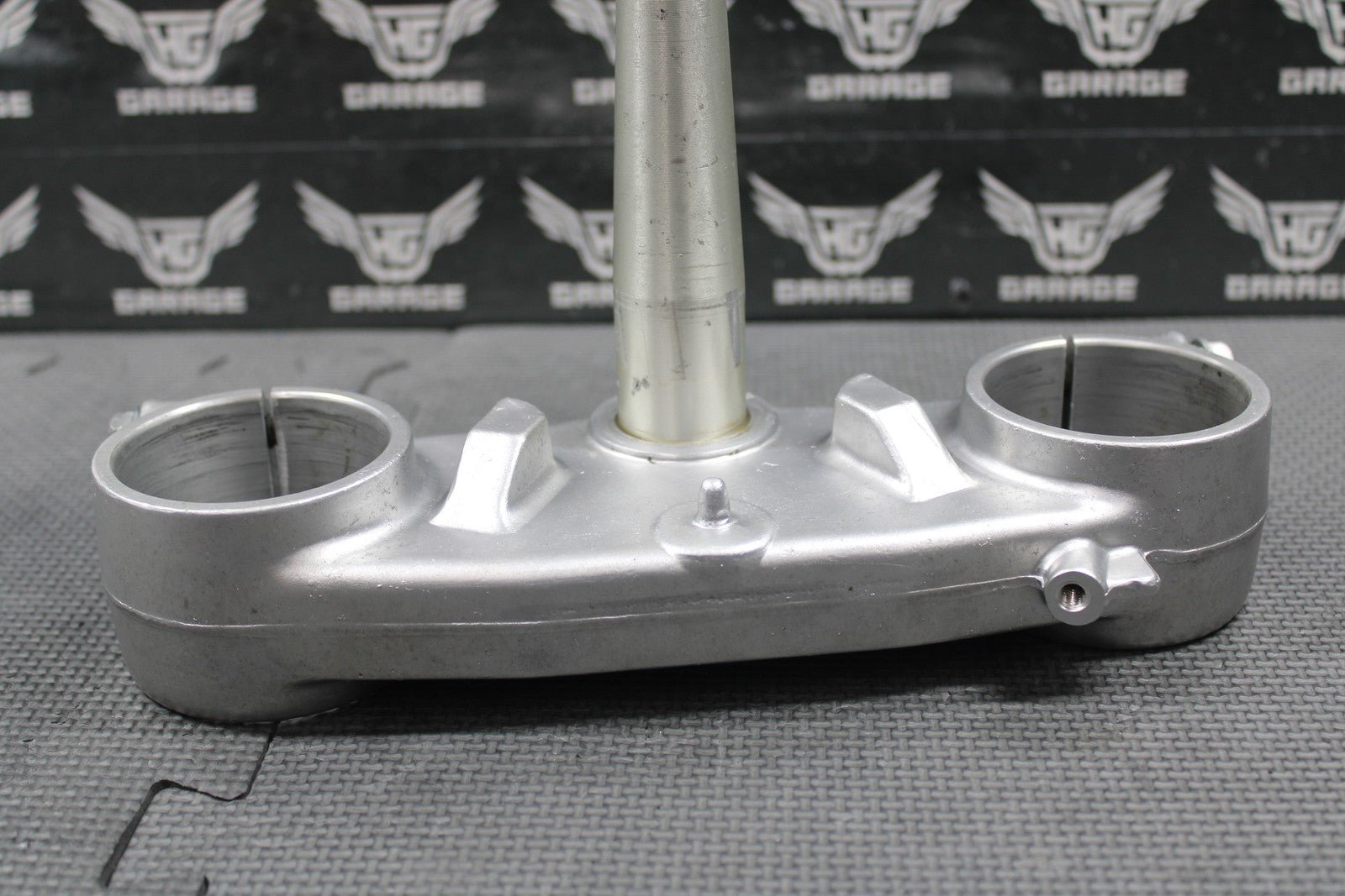 2001 00 - 03 HONDA CR125R OEM FRONT FORKS CLAMP LOWER TRIPLE TREE STEERING STEM - hggarage