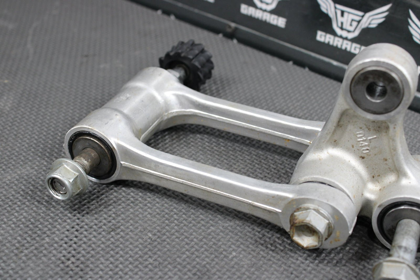 2009 Kawasaki KX250F OEM Rear Shock Linkage Links 39007 - 0140 39111 - 0064 - hggarage