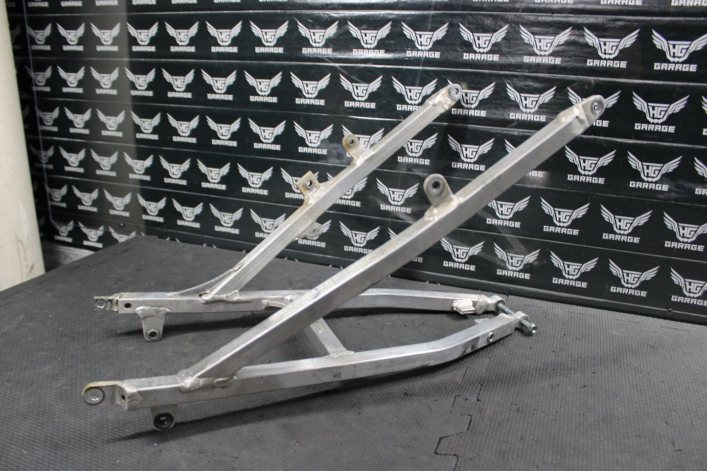 2002 HONDA CRF450R OEM REAR BACK SUB FRAME SUBFRAME NICE! 50200 - MEB - 670 - hggarage