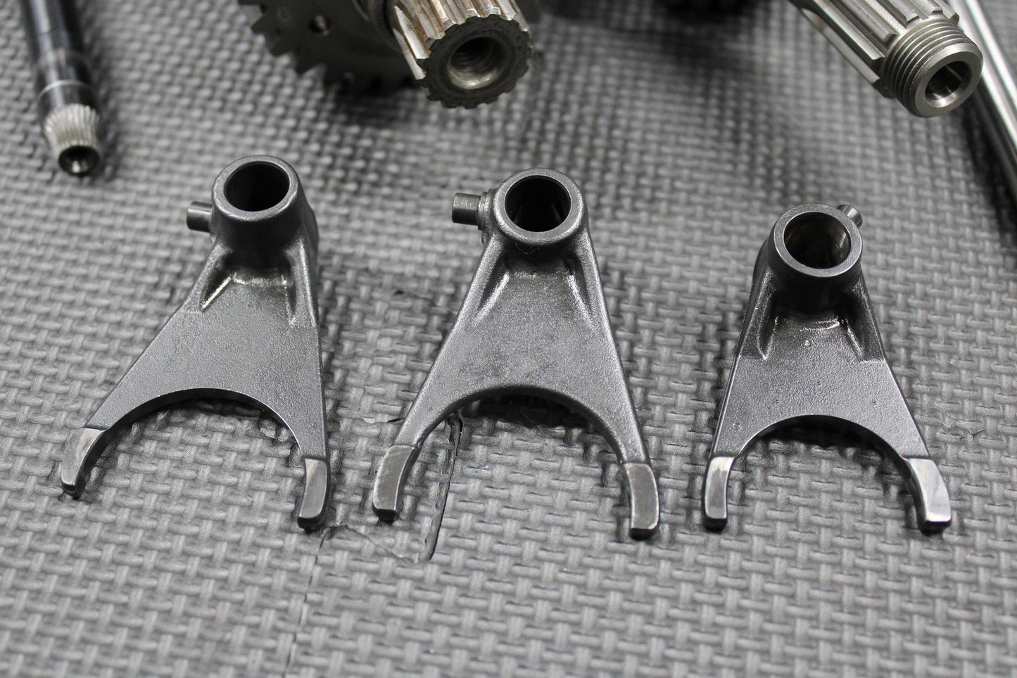 2013 KTM 450 SXF OEM 5 SPEED TRANSMISSION TRANNY GEARBOX GEARS SHIFT FORKS NICE! - hggarage