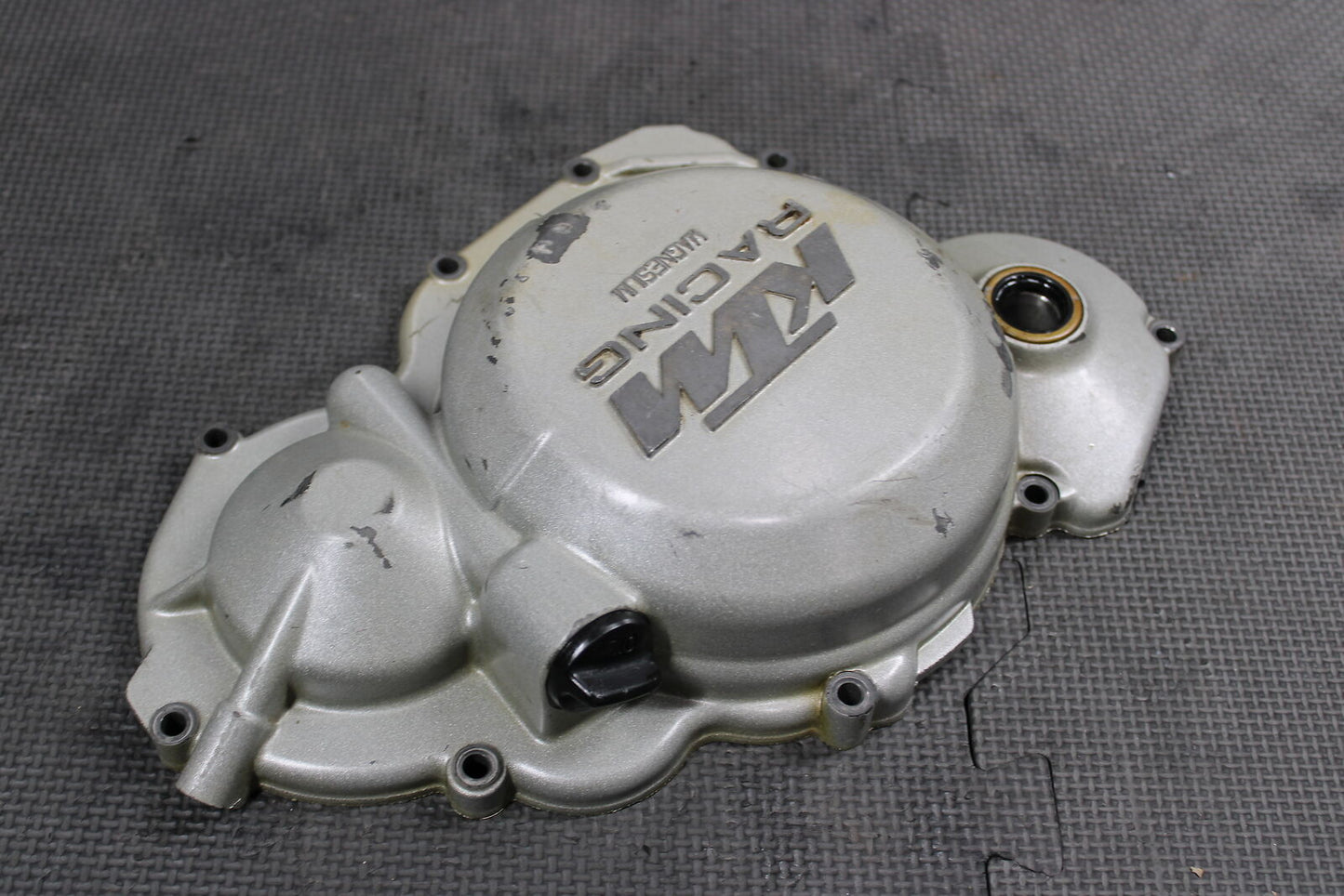 2006 KTM 450SX OEM ENGINE MOTOR SIDE CLUTCH COVER 59030025200