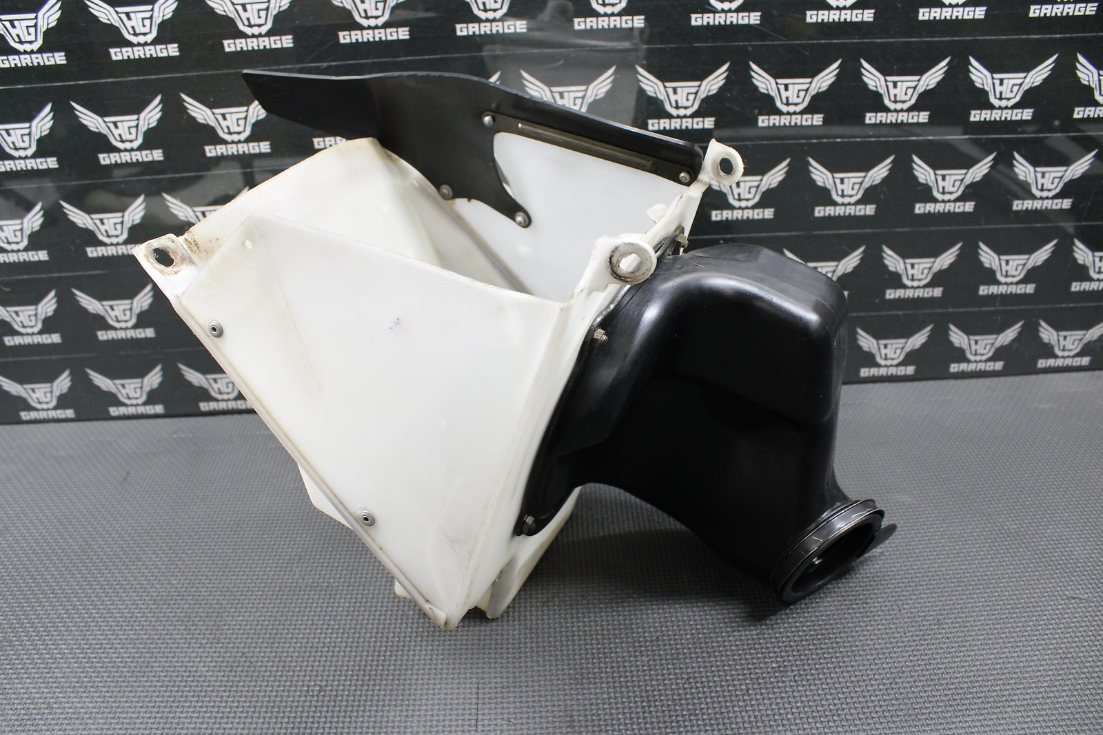 1998 1999 HONDA CR125R OEM AIRBOX AIR CLEANER CASE FILTER BOX INTAKE BOOT NICE! - hggarage