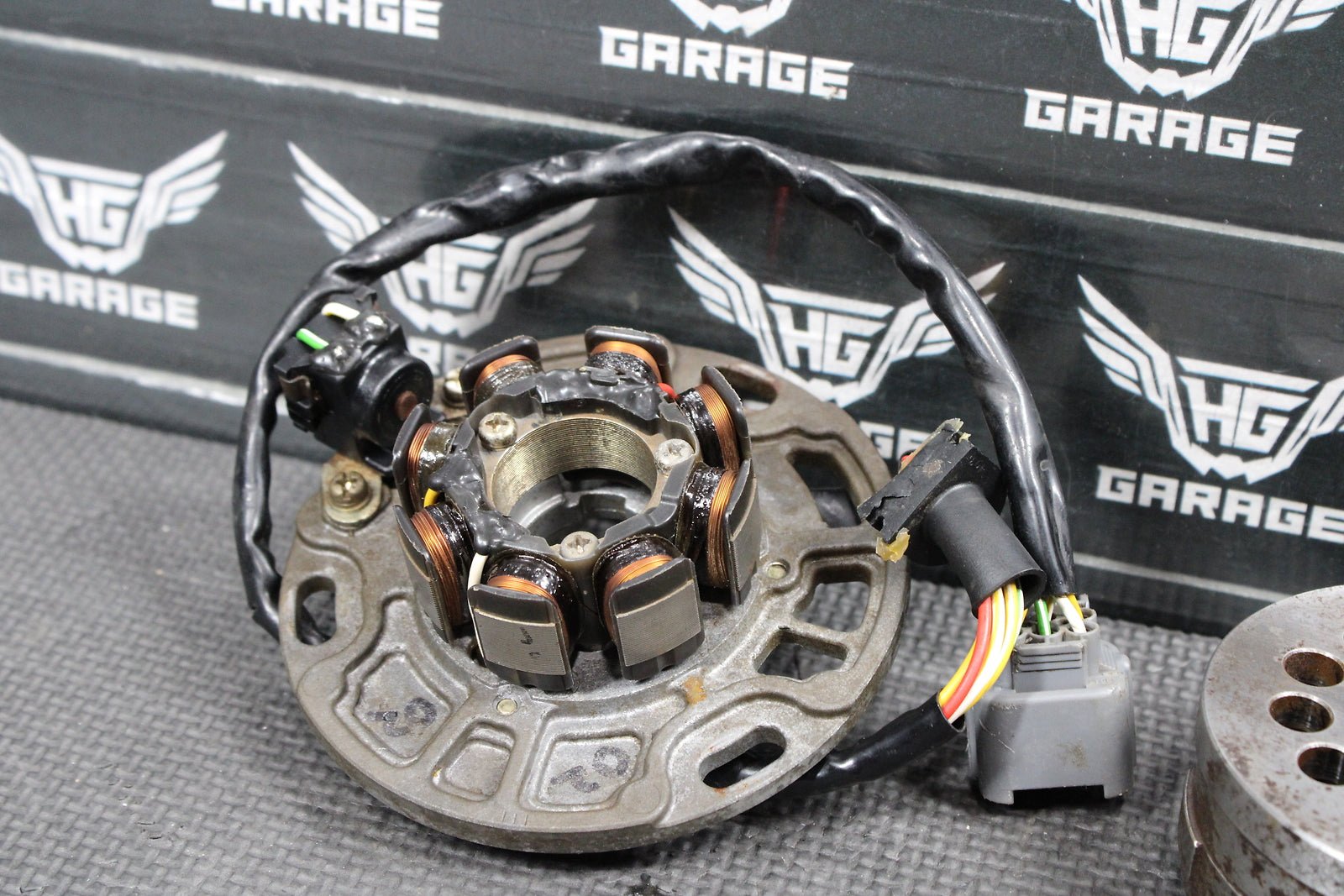 2001 KAWASAKI KX250 OEM STATOR MAGNETO ROTOR FLYWHEEL 21007 - 1383 - hggarage