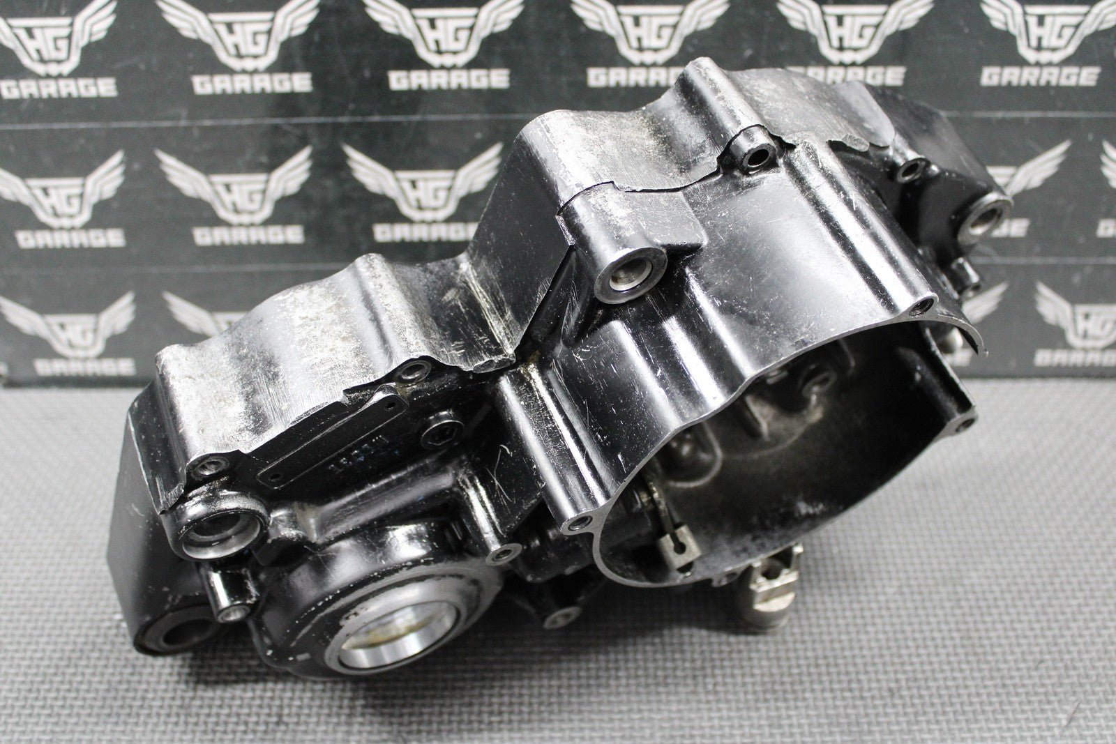 1988 HONDA CR250R OEM LEFT ENGINE MOTOR CRANKCASE CRANK CASE 112A0 - KS7 - 831 NICE! - hggarage
