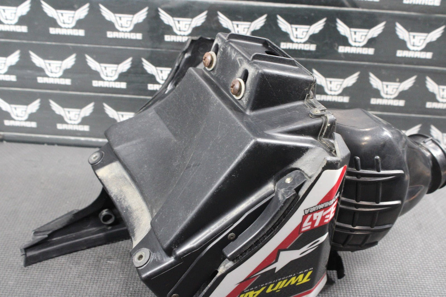 2006 YAMAHA YZ250F OEM AIRBOX INTAKE AIR CLEANER CASE BOOT 2S2 - 14401 - 70 - 00 - hggarage