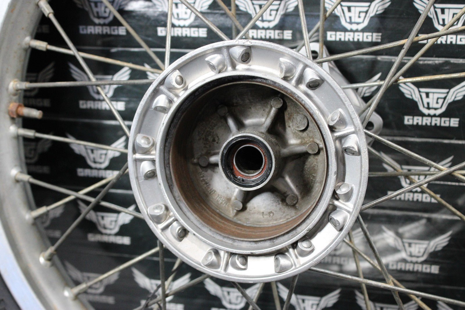 1986 KAWASAKI KDX200 OEM D.I.D 18" REAR BACK WHEEL RIM HUB READ DESC! - hggarage