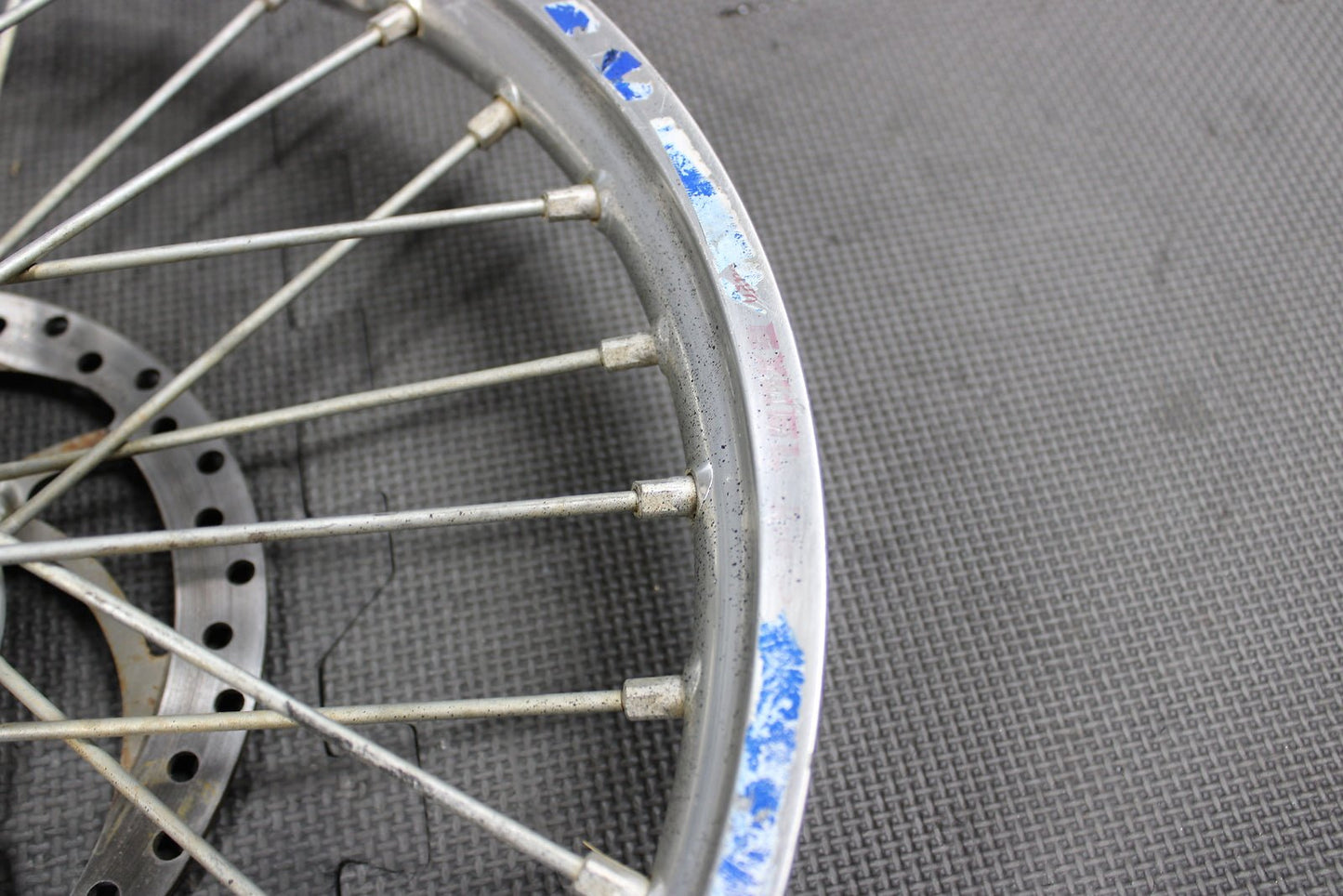 2006 KTM 85 OEM EXCEL FRONT WHEEL RIM HUB ASSSEMBLY 47009001244 4700901004491 - hggarage