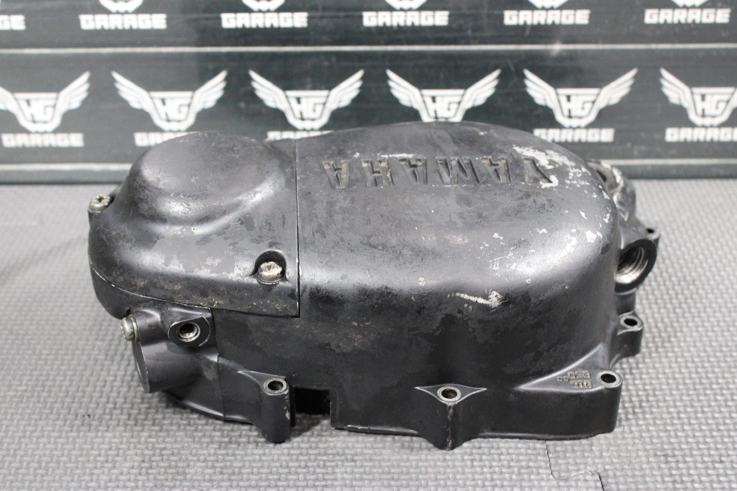 1997 YAMAHA RT100 OEM ENGINE MOTOR RIGHT SIDE CLUTCH COVER COVER401 - 15431 - 00 - 00 - hggarage
