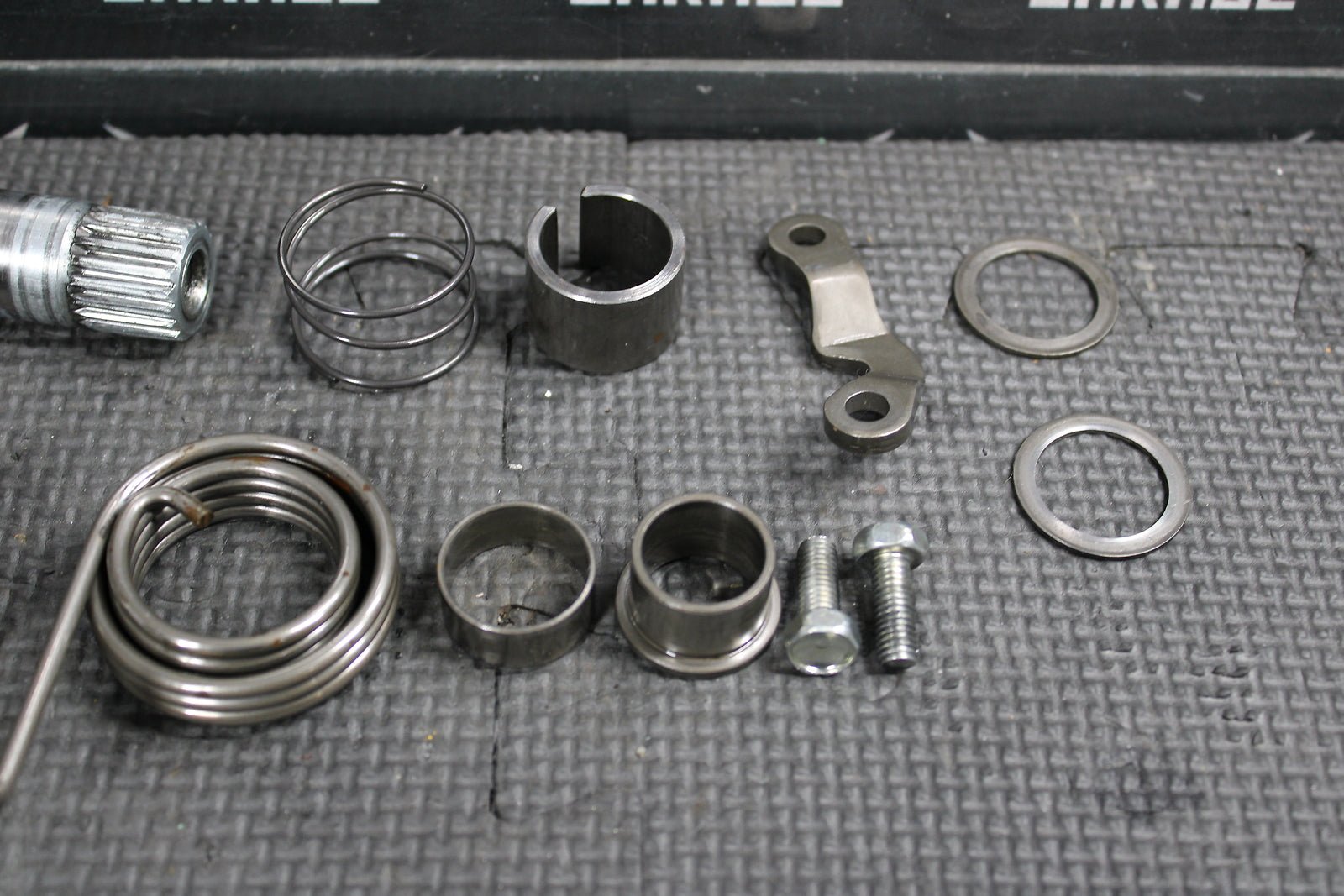 2014 HONDA CRF450R OEM KICKSTART KICK START SHAFT W IDLER GEAR 28211 - MEN - A70 - hggarage