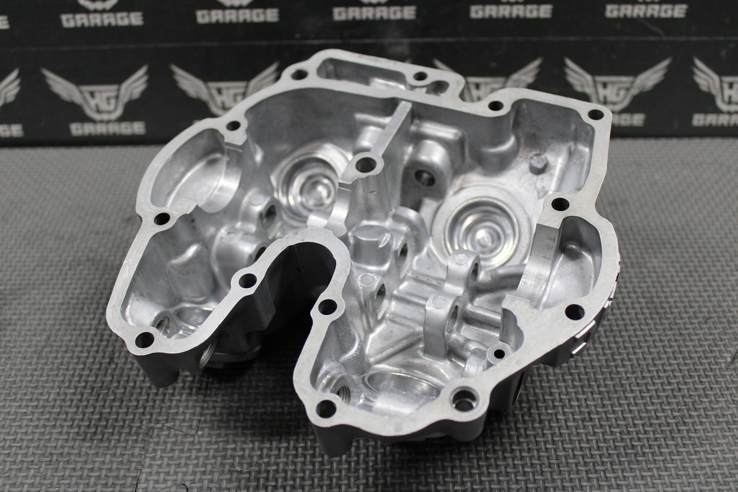 1989 HONDA 88 - 95 XR250R OEM ENGINE CYLINDER HEAD VALVE COVER 12311 - KT1 - 780 NICE! - hggarage
