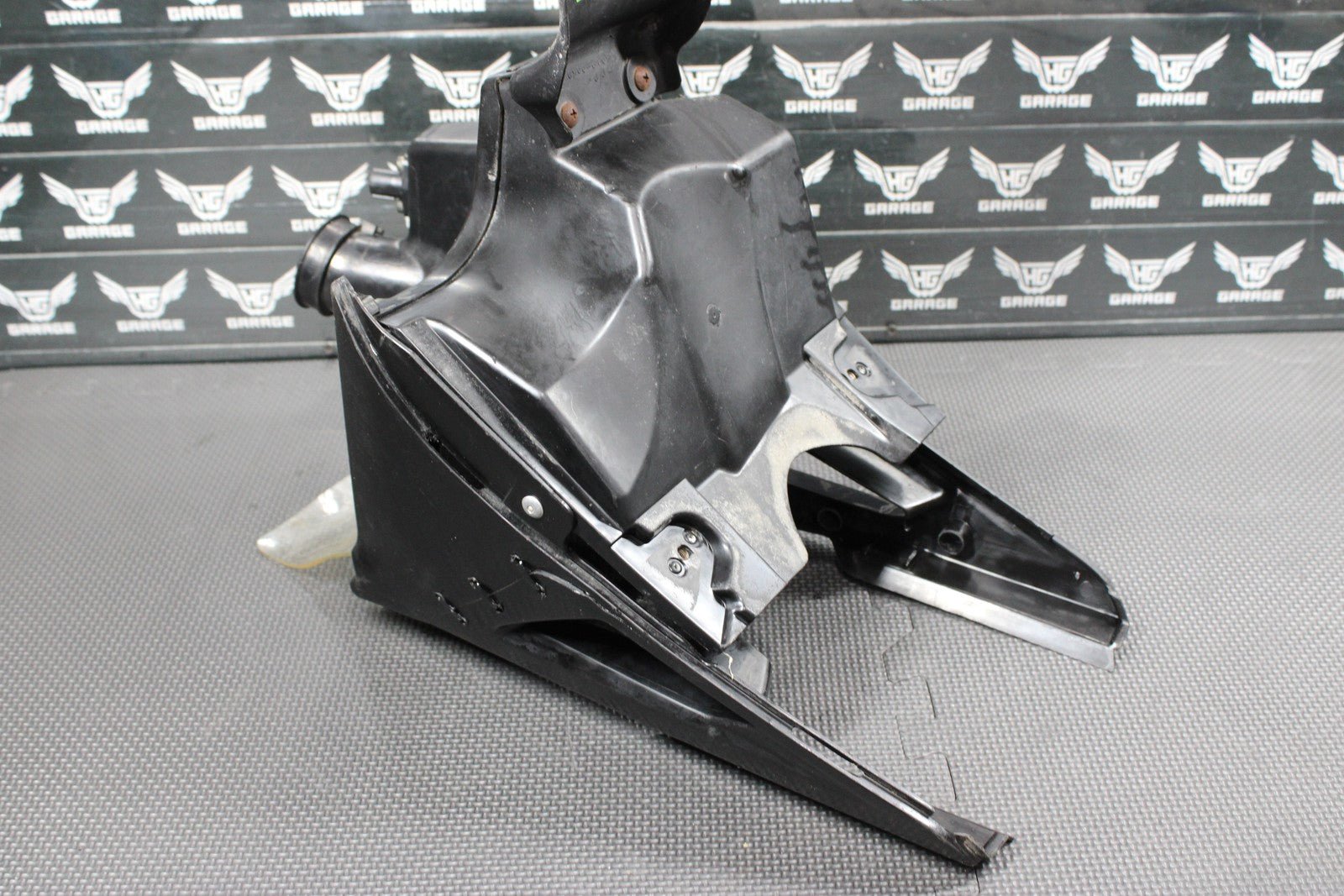 2014 KAWASAKI 13 - 16 KX250F OEM AIRBOX INTAKE AIR CLEANER CASE 59006 - 0011 - hggarage