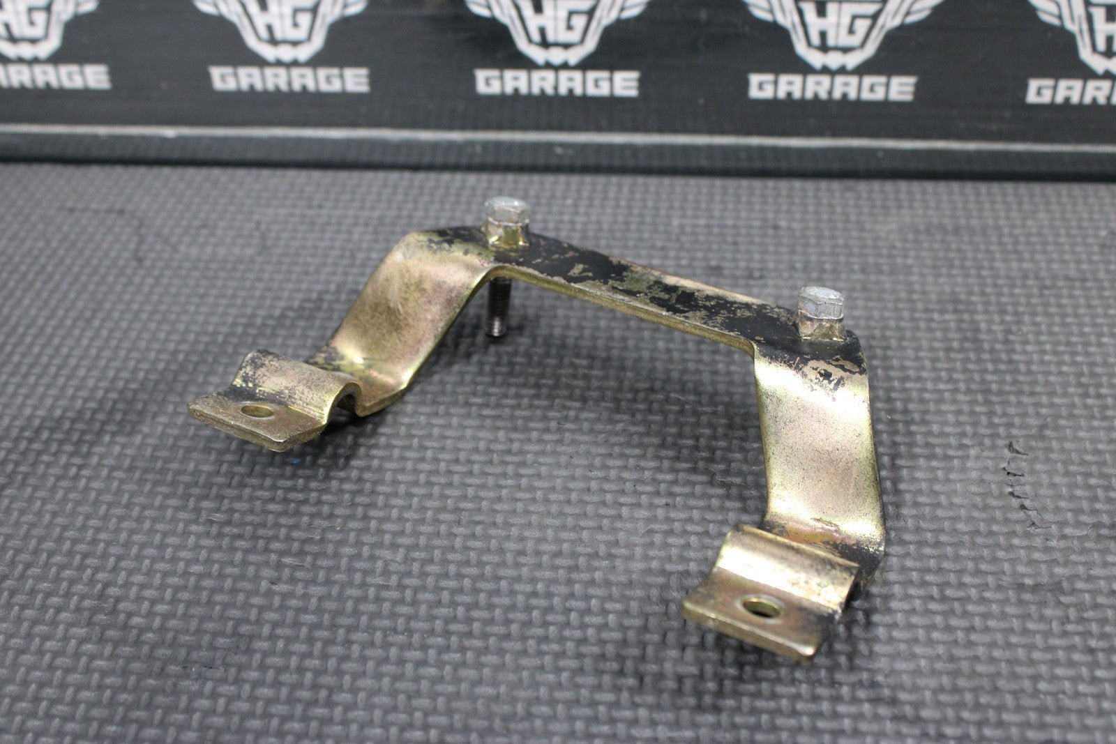 1997 YAMAHA 92 - 00 RT100 OEM SEAT SADDLE LATCH BRACKETLEVER 3UL - 24775 - 00 - 00 - hggarage