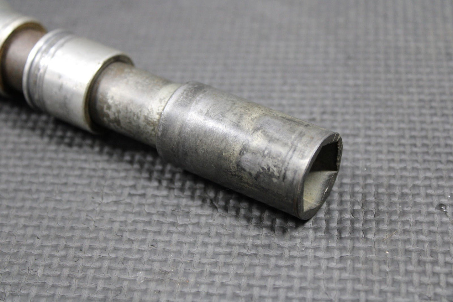 2003 YAMAHA YZ125 OEM FRONT WHEEL RIM AXLE PIVOT BOLT W COLLARS 5BE - 25181 - 00 - 00 - hggarage