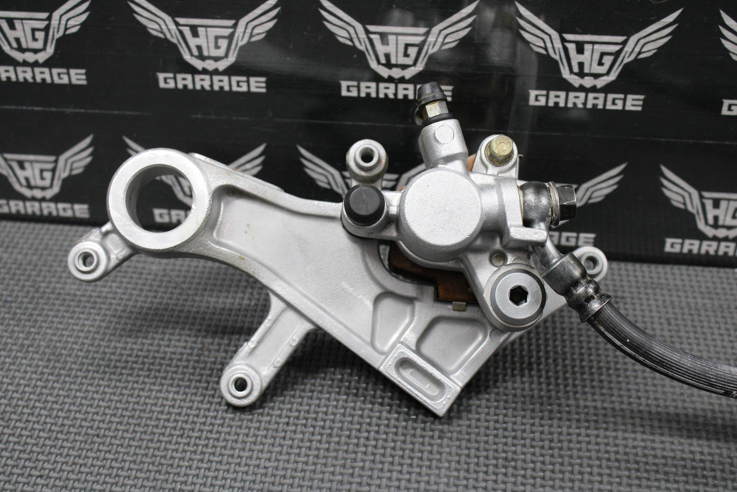 2005 HONDA 05 - 07 CRF450R OEM REAR BACK BRAKE CALIPER MASTER CYLINDER LEVER ASSY - hggarage