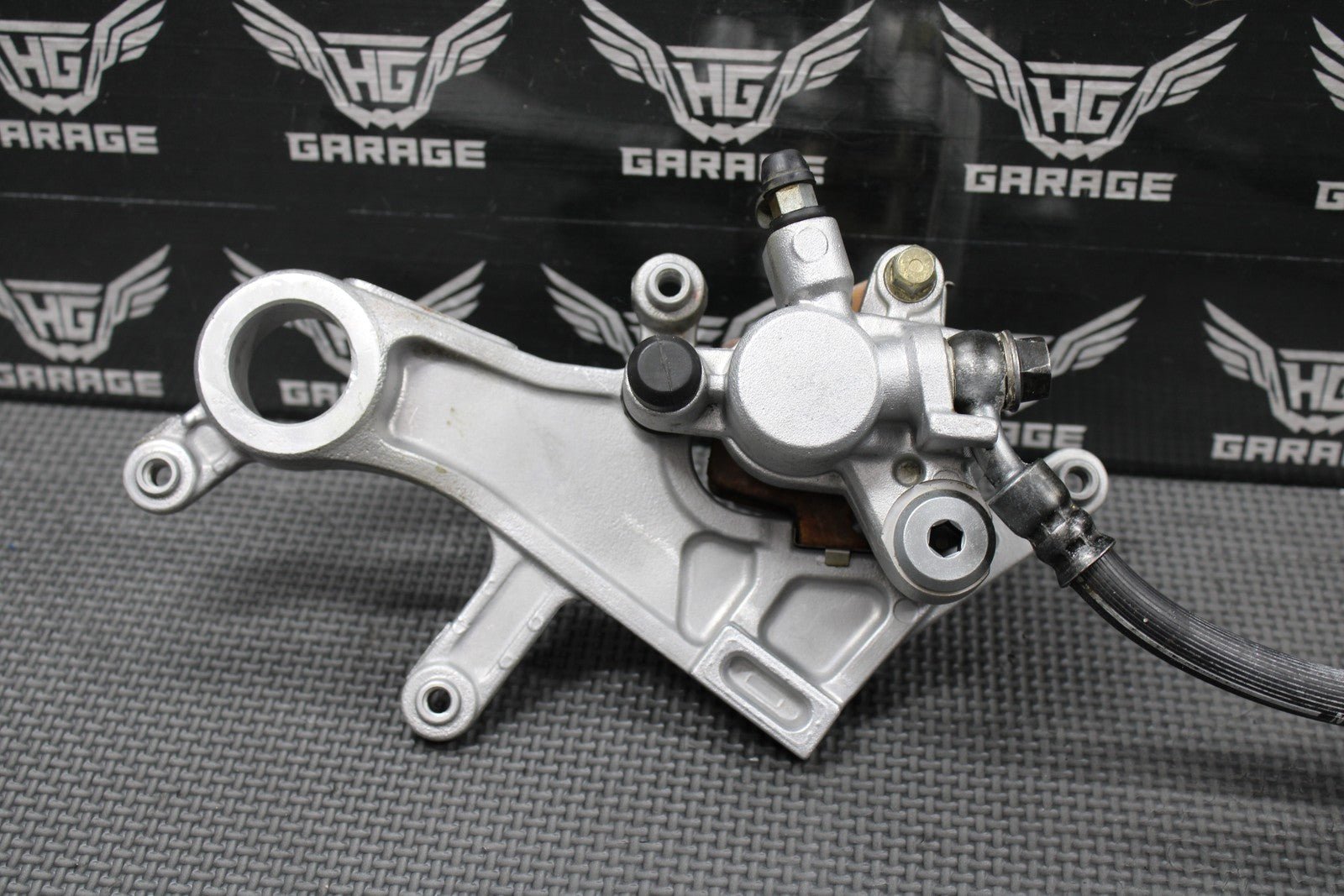 2005 HONDA 05 - 07 CRF450R OEM REAR BACK BRAKE CALIPER MASTER CYLINDER LEVER ASSY - hggarage